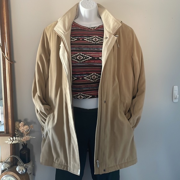 London Fog Vintage Coat with Hood - Picture 7 of 7